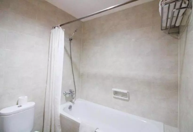 سوییت جونیور, Swiss Belhotel Manokwari
