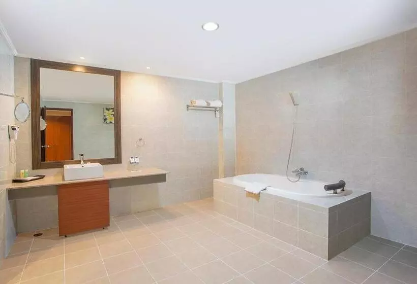 سوئیت با بالکن, Swiss Belhotel Manokwari