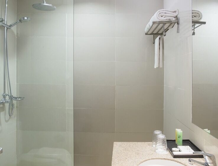 חדר סטנדרט, Swiss Belhotel Manokwari