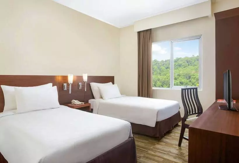 اتاق سوپریور, Swiss Belhotel Manokwari