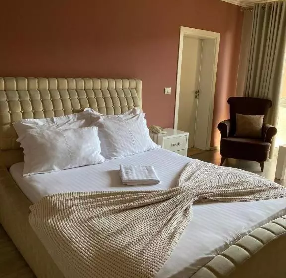 バルコニー付きスタンダードルーム, Vila Park Hotel 1