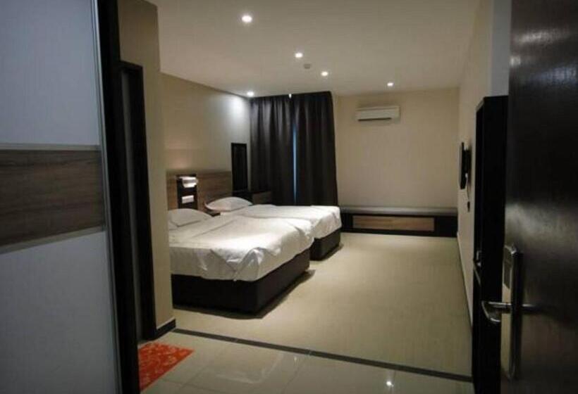 Habitació Triple Deluxe, Galaxy