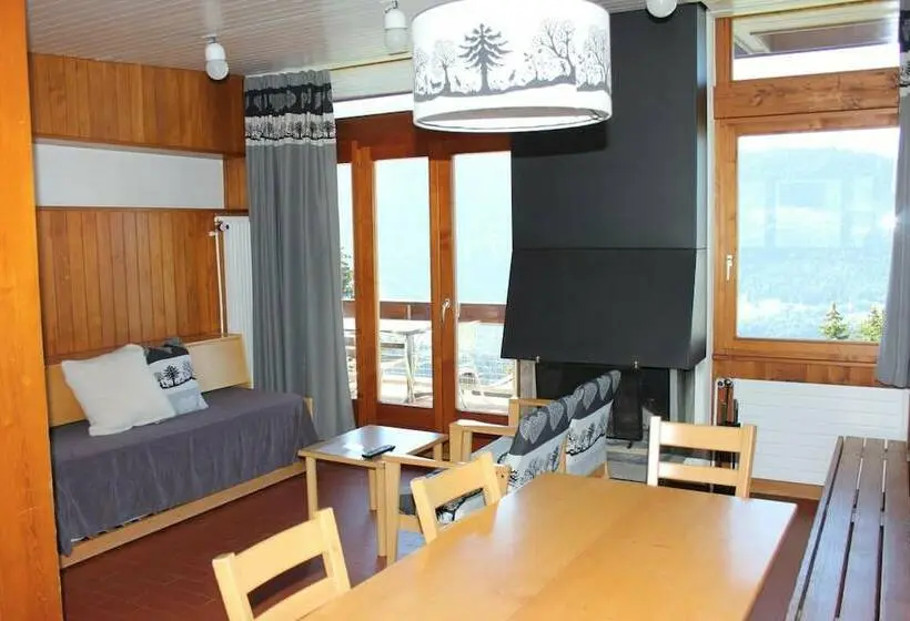 Standard-bungalow 2 Makuuhuonetta, Leysin Lodge