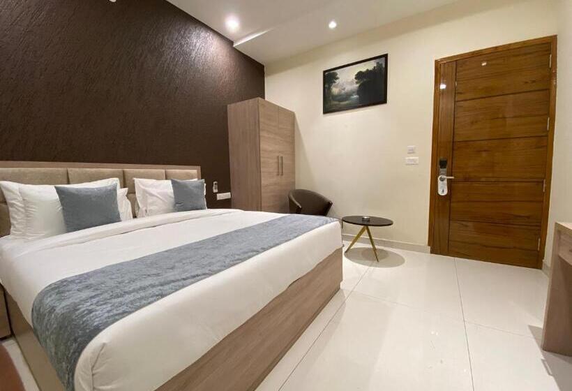 디럭스 룸, Vishal Imperial