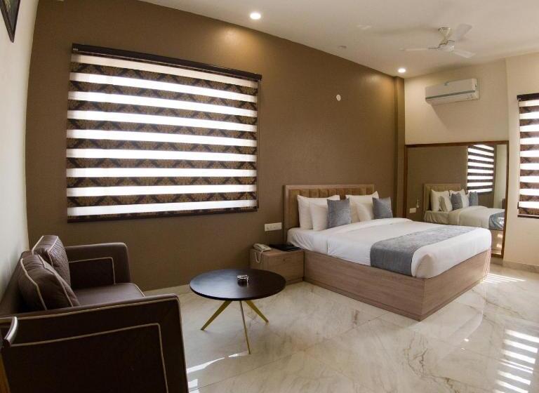 수피리어 룸, Vishal Imperial