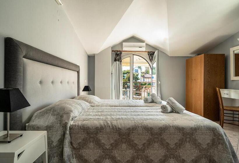 标准间带山景, Zoi Studios