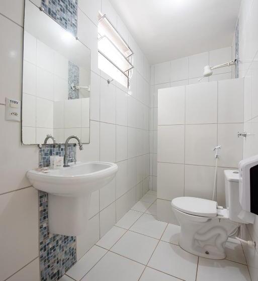 חדר סטנדרט לשלושה, Prainha