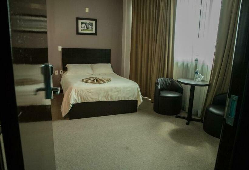 اتاق استاندارد, Tierra Viva