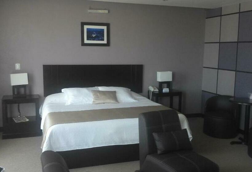 اتاق لوکس با بالکن, Tierra Viva