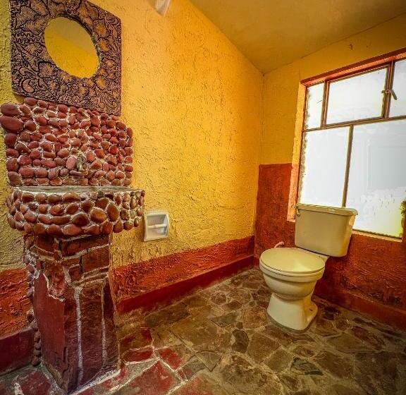 ویلای استاندارد با چشم‌انداز باغ, Hostal Sol Y Lago