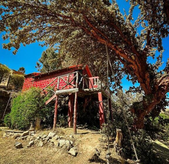 بانگلوی استاندارد, Hostal Sol Y Lago