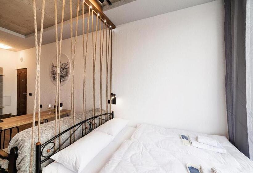 اتاق لوکس چهار تخته, нові смарт квартири з парком і набережною!