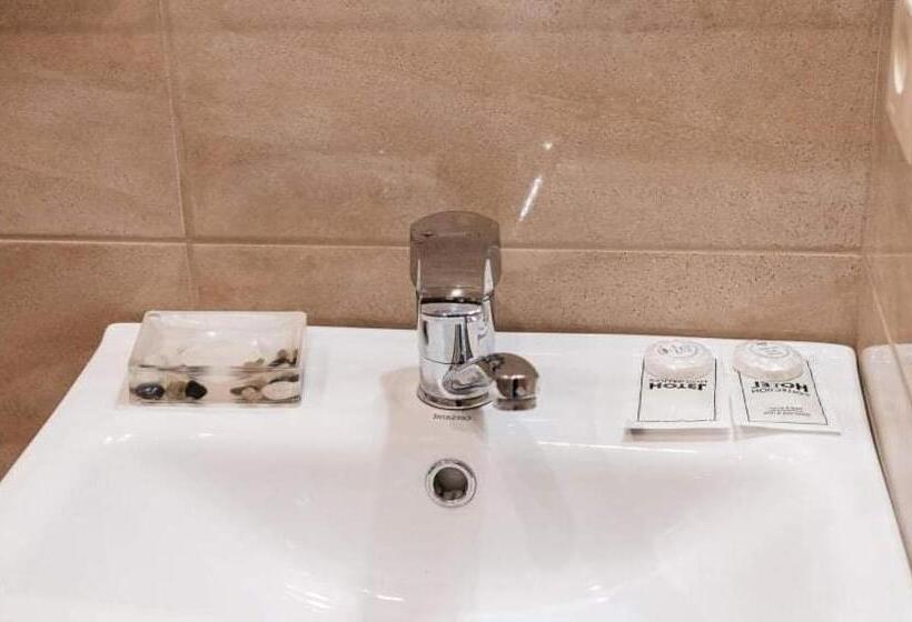 استودیوی استاندارد, нові смарт квартири з парком і набережною!