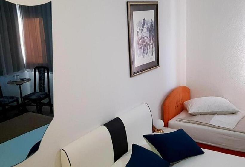 اتاق استاندارد سه نفره, Holiday In Bihać
