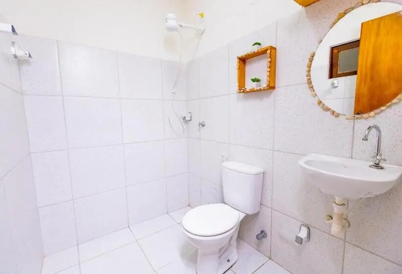 Standard Kolmen Hengen Huone, Das Pedras