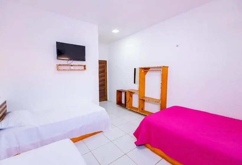 Economy Triple Room, Das Pedras