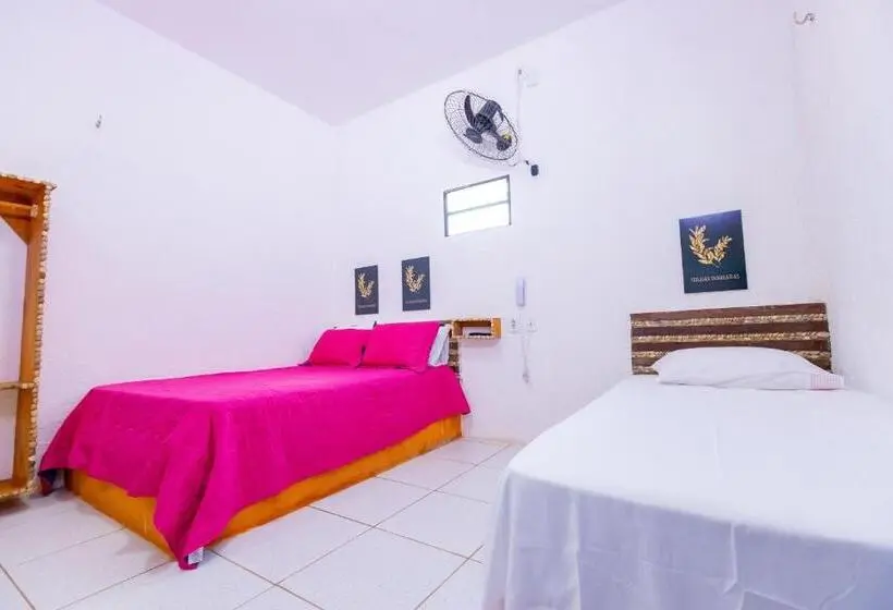 Economy Triple Room, Das Pedras
