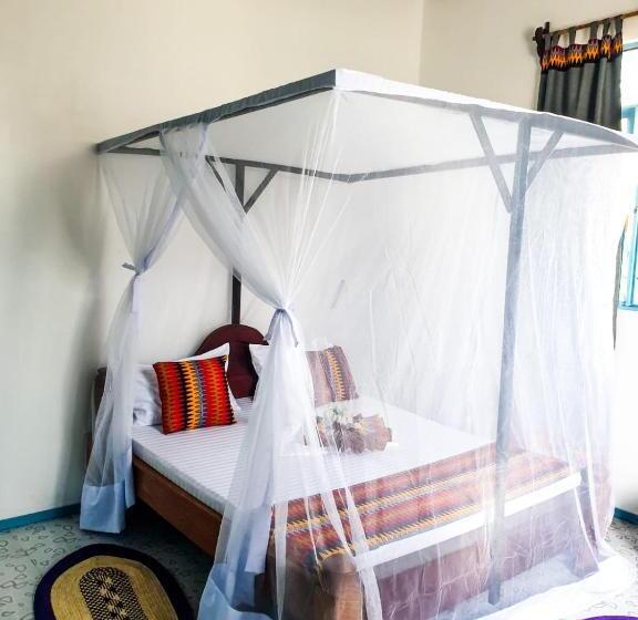 带共用浴室的标准房间, Déjà Blue