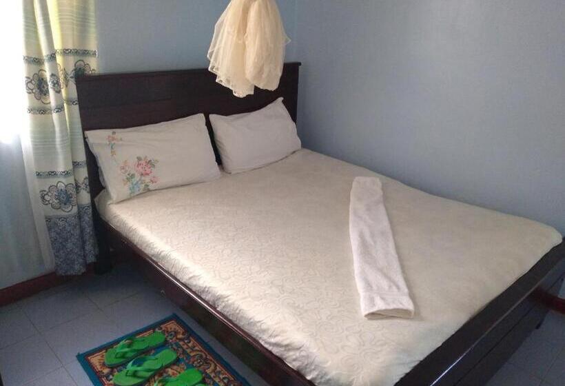 اتاق استاندارد, The Crown Place