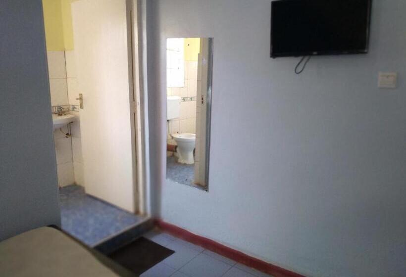 اتاق استاندارد, The Crown Place