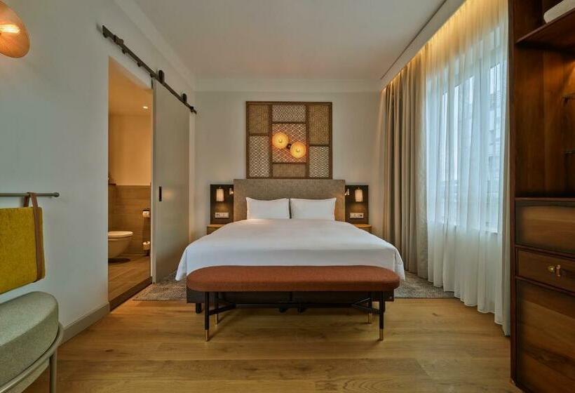 Люкс Кровать Кинг, Voco The Hague, An Ihg