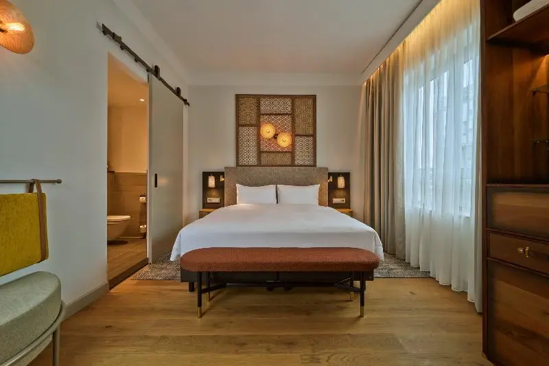 سوئیت با تخت بزرگ, Voco The Hague, An Ihg