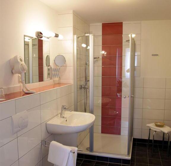 スタンダードルーム, Zum Alten Hafen