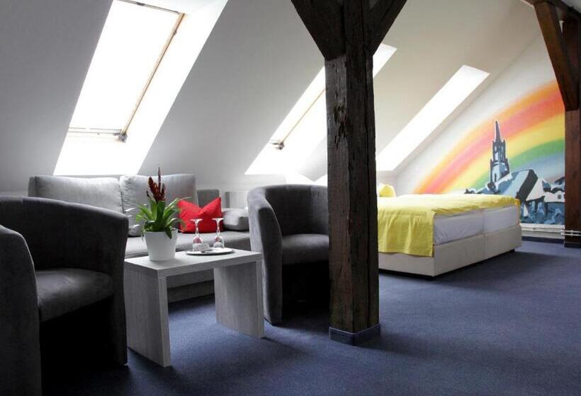 ファミリールーム, Zum Alten Hafen