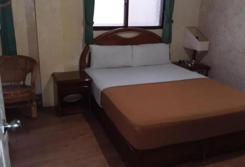 اتاق اکونومی یک تخته, Uni