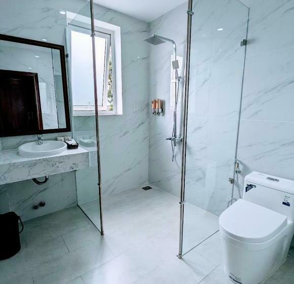 اتاق خانوادگی, La Pense E Hotel   Dalat