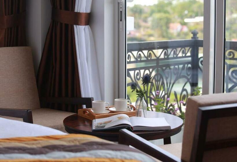 اتاق لوکس, La Pense E Hotel   Dalat