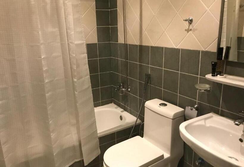 اتاق اکونومی, Najran