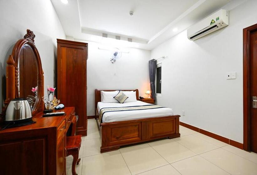 اتاق استاندارد با تخت بزرگ, Sky Star