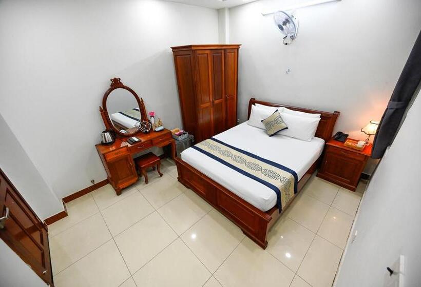 اتاق استاندارد با تخت بزرگ, Sky Star