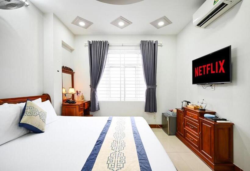 اتاق سوپریور با تخت بزرگ, Sky Star