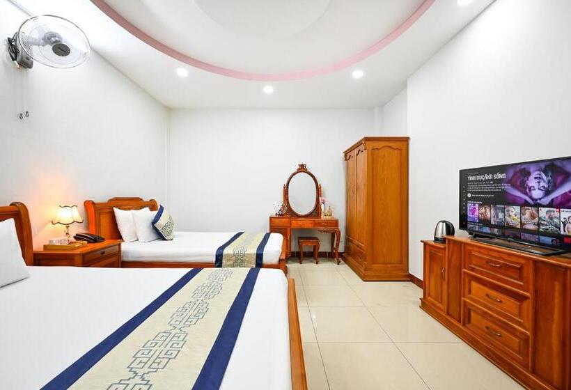 اتاق لوکس سه تخته, Sky Star