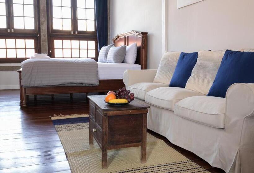 סוויטת ג'וניור, Velawarin