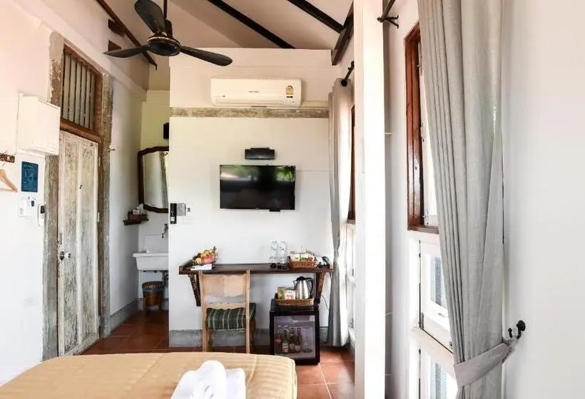 スタンダードルーム, Velawarin