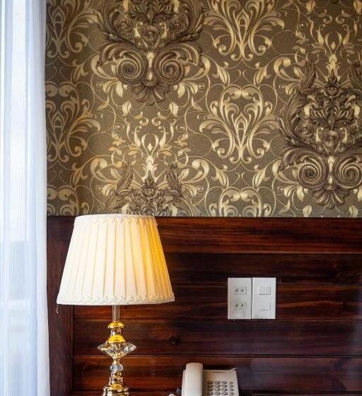 اتاق استاندارد, La Pense E Hotel   Dalat