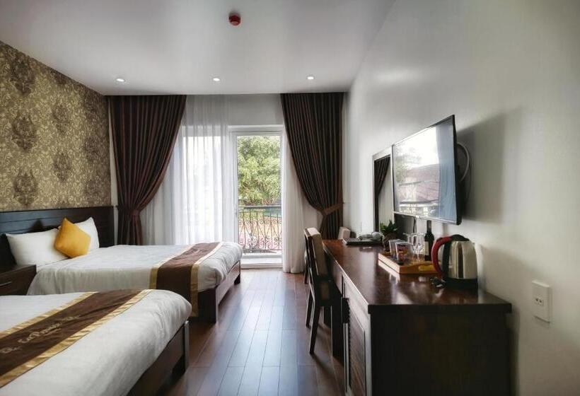 اتاق لوکس خانوادگی, La Pense E Hotel   Dalat