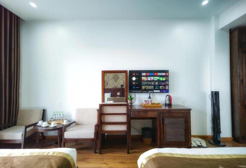 اتاق لوکس خانوادگی, La Pense E Hotel   Dalat