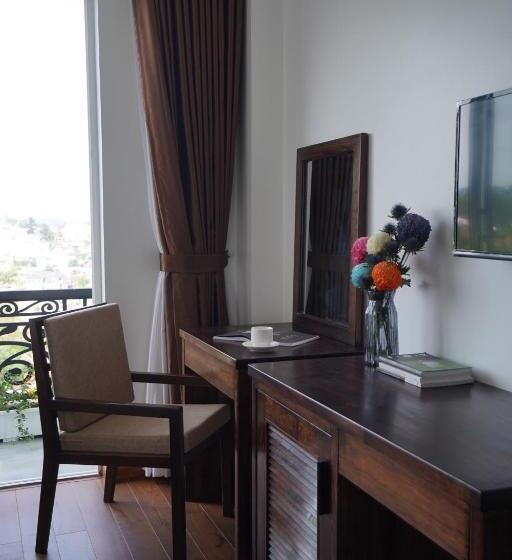 اتاق لوکس, La Pense E Hotel   Dalat