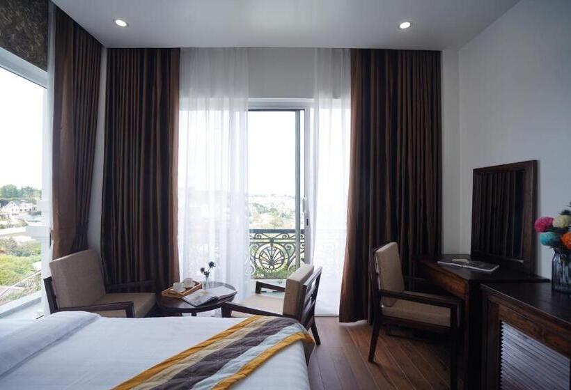 اتاق لوکس, La Pense E Hotel   Dalat