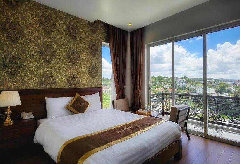 اتاق لوکس, La Pense E Hotel   Dalat