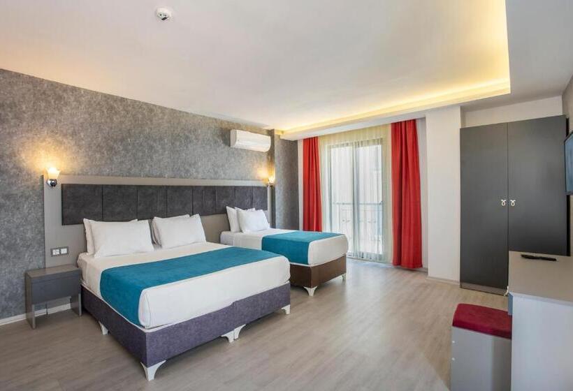 디럭스 트리플 룸, Tamara Business Otel