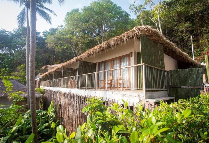 オーシャンビューデラックスルームバルコニー付き, The Nest Private Beach Resort