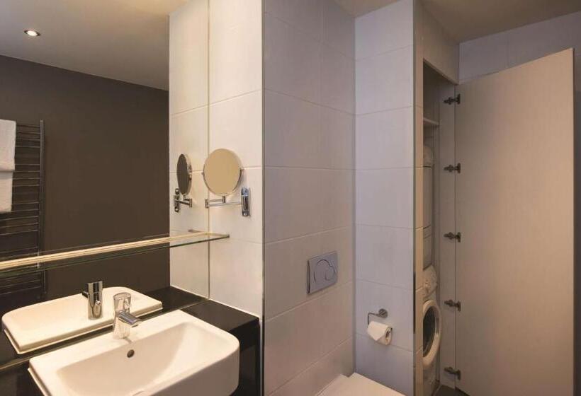 اتاق خانوادگی, Adina Apartment Hotel Berlin Checkpoint Charlie