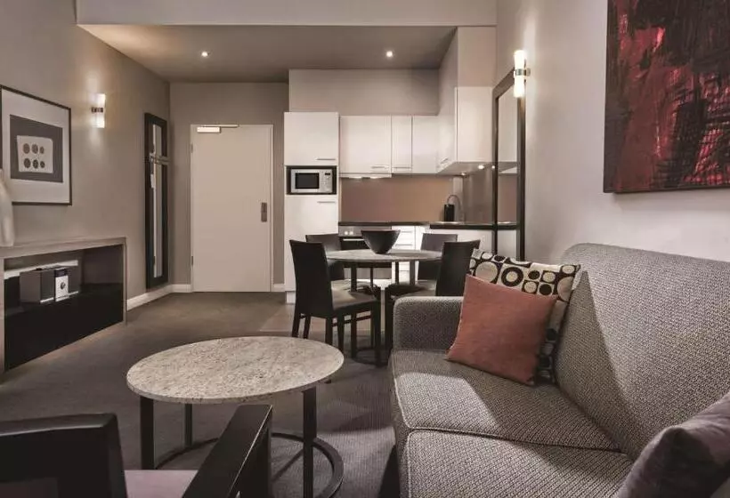 バルコニー付のの１ベッドルームプレミアムアパートメント, Adina Apartment Hotel Berlin Checkpoint Charlie