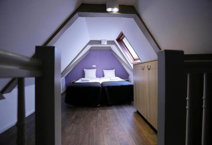 חדר סטנדרט לארבעה, City Hotel Amsterdam