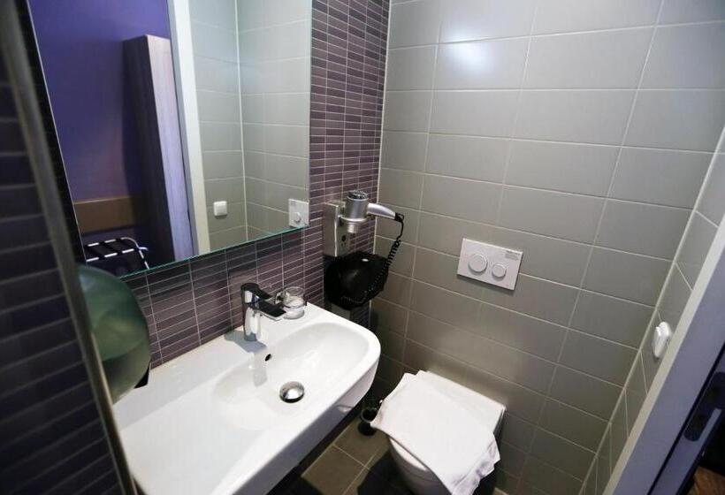 חדר סופריור לארבעה, City Hotel Amsterdam